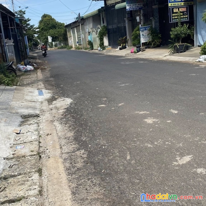 Bán đất mặt tiền chính phạm hùng, ngay trung tâm liên nghĩa, đức trọng