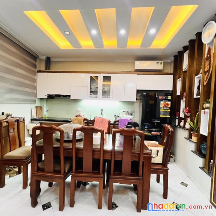 Bán nhà phố trương định, hoàng mai 44m, 5 tầng