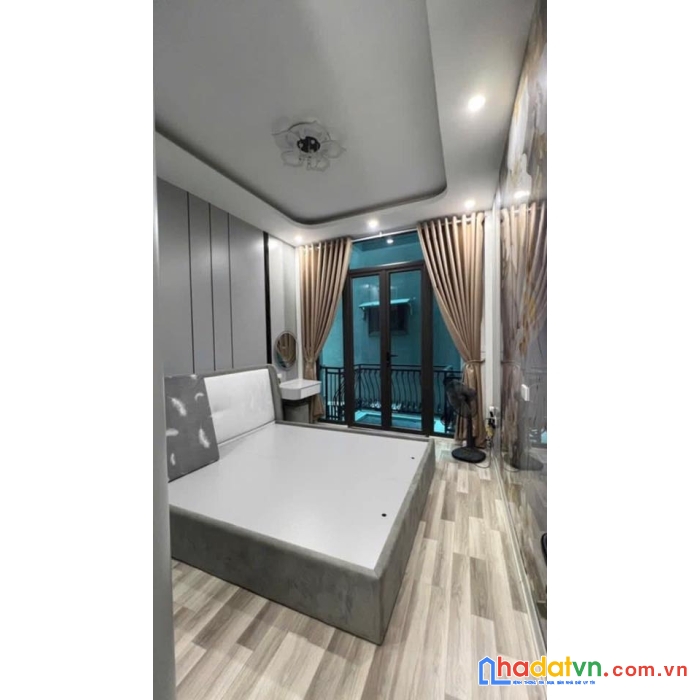 Bán nhà phố hoàng mai, hoàng văn thụ 42m, 4 tầng