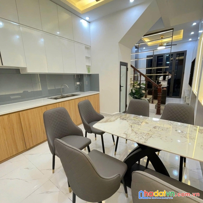Bán nhà đào tấn, ba đình, 35m2 4 tầng 4 ngủ full nội thất chỉ 6.69 tỷ 
