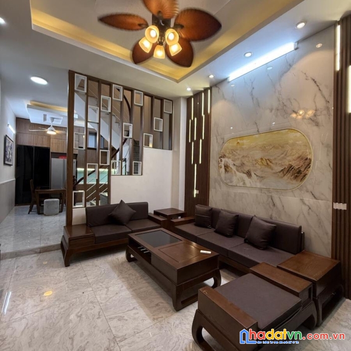 Bán nhà phố kim ngưu, hai bà trưng 43m, 4 tầng