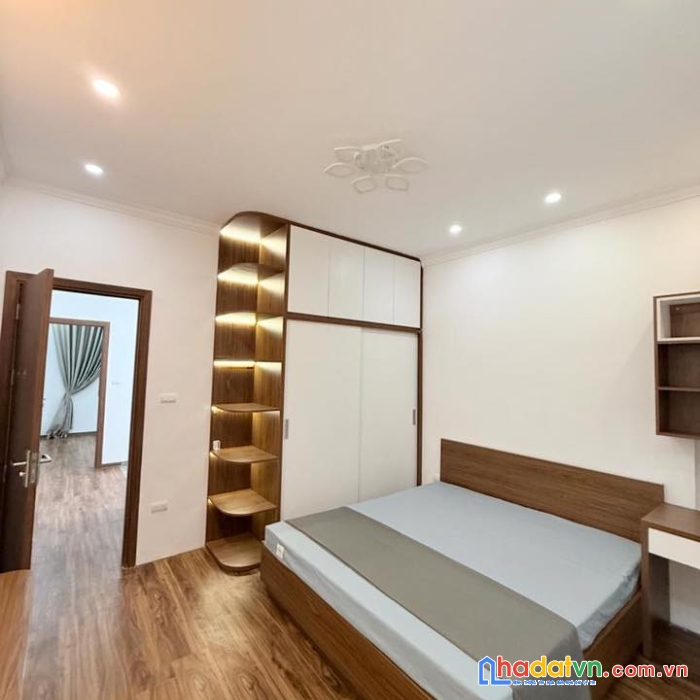 Bán nhà phố kim ngưu, hai bà trưng 43m, 4 tầng