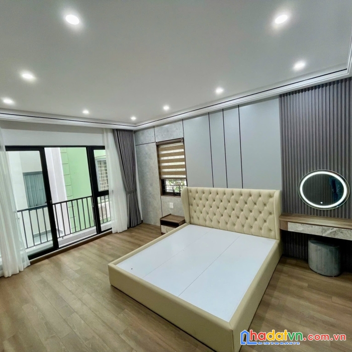 Bán nhà phố nguyễn đức cảnh, hoàng mai 44m, 5 tầng. giá: 8.9 tỷ. lh: 0937158386