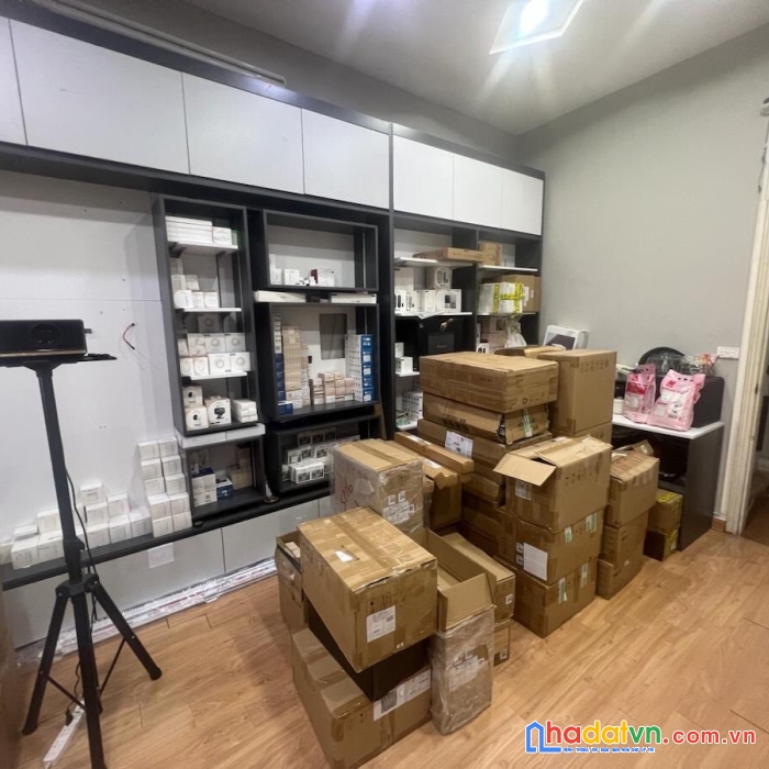 Bán nhà mặt phố vọng, hai bà trưng 30m, 5 tầng, mt 4.5m