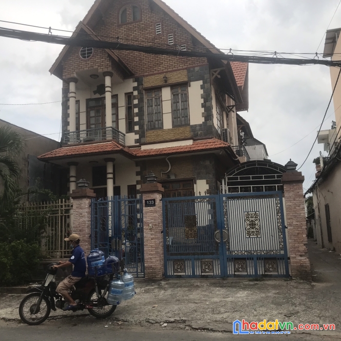 Bán nhà đường số 47 p tân quy,quận 7,dt 10x20m, 1 lầu mái ngói