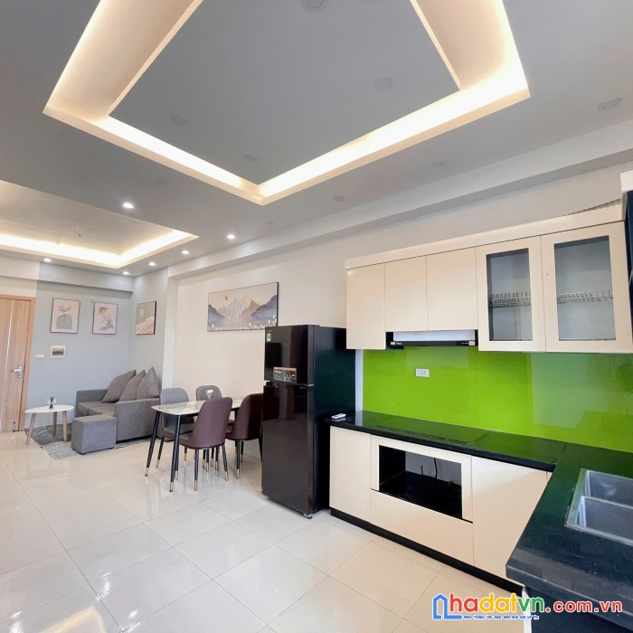 Chính chủ cần bán căn hộ chung 65m2, ban công hướng nam  2 tỷ 420tr 