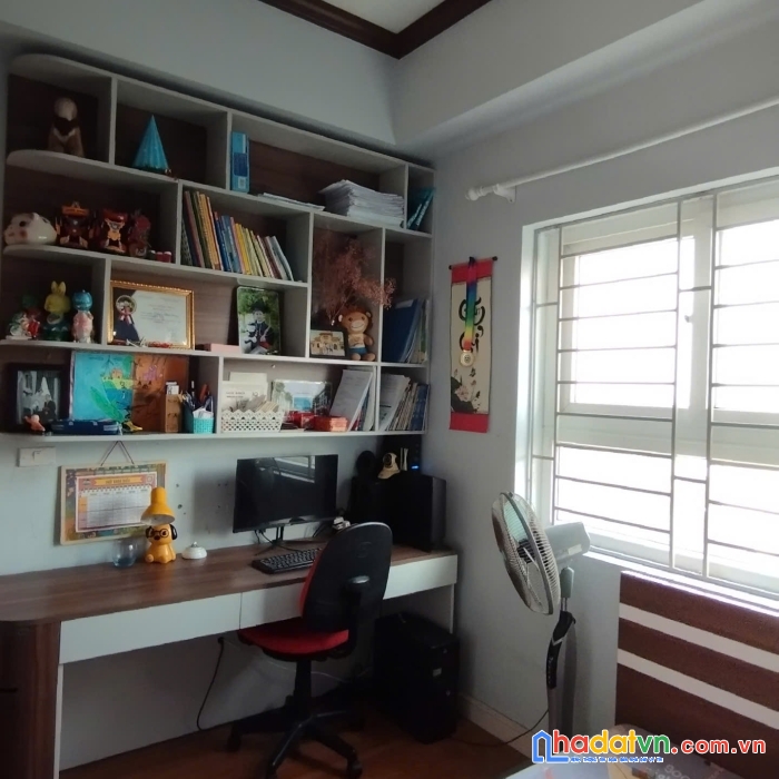 Bán gấp căn hộ ở tầng 6, 65m2, bc hướng nam- kdt thanh hà