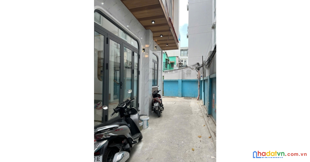 Góc 2 mt đường trường sa, đoạn đẹp, kinh doanh sung, vỉa hè rộng

