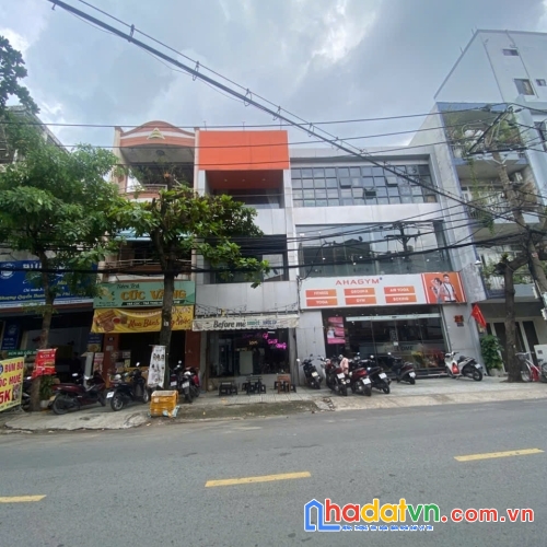 Bán nhà mặt tiền 6 bạch đằng  p24, quận bình thạnh
