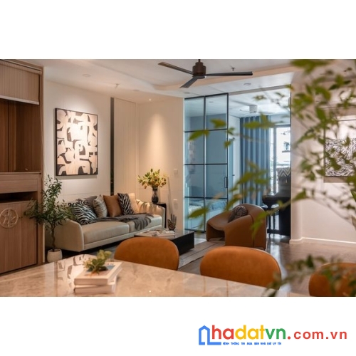 Nhà kinh doanh 3 tầng, phố ẩm thực đường huỳnh thúc kháng. 9,5 tỷ tl