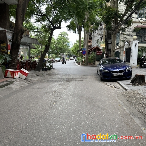 Bán nhà ngõ 31 hoàng cầu ô tô tránh, ngõ thông 125m mt8.3m 40 tỷ