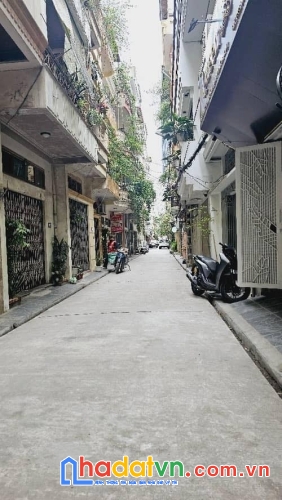 Bán nhà phố lê trọng tấn, thanh xuân 60m, 3 tầng, mt 4.5m. giá: 19 tỷ. lh: 0937158386
