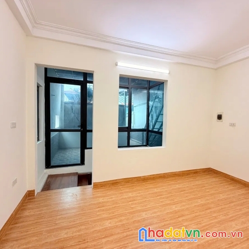 Bán nhà 4 tầng tứ hiệp, ngọc hồi, 38m2, giá 4.9 tỷ
