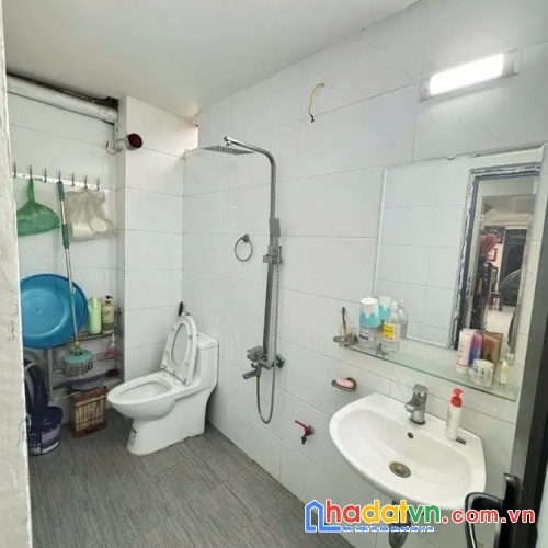 Bán nhà tựu liệt, 40m2 x 4 tầng, mặt tiền 4m, giá 4.5 tỷ