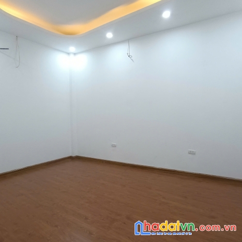 Bán nhà tứ hiệp, 42m2 x 5 tầng, mặt tiền 4.2m giá 5.4 tỷ