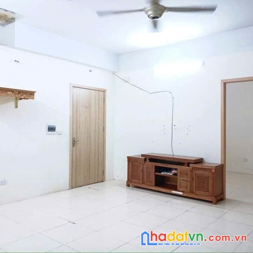 Bán căn hộ cc thanh hà tầng 10, 65m2, ban công hướng nam, giá chỉ 2,3x tỷ