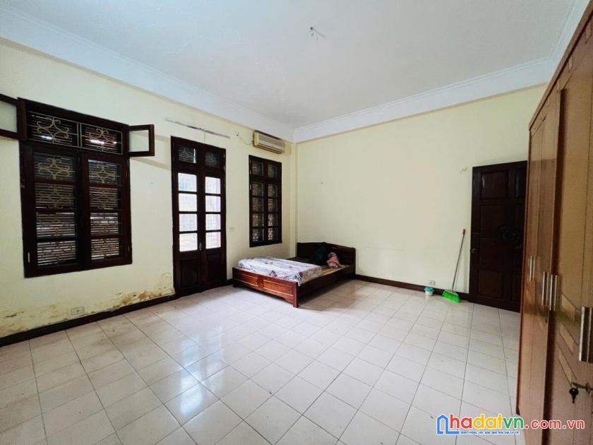 Bán nhà phố nguyễn hồng, đống đa 72m, 4 tầng, mt 5.6m