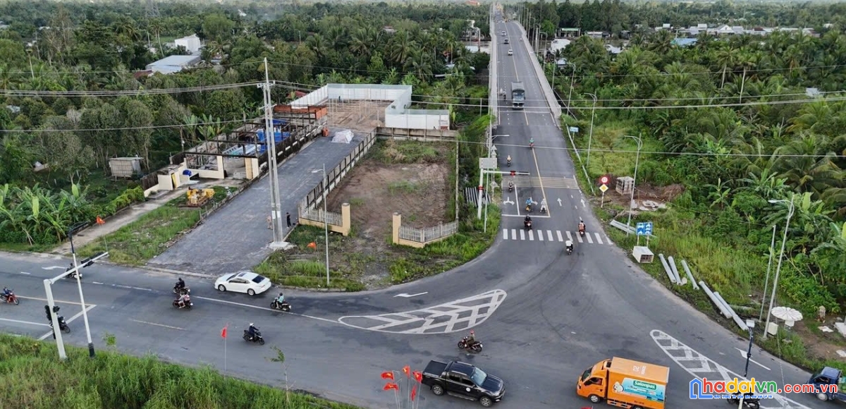    bán nền góc 2 mặt tiền đường nguyễn văn cừ  huyện phong điền - cần thơ