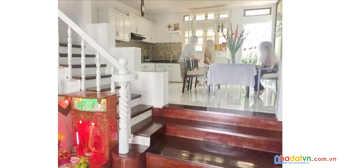 90m2 - giá 13 tỷ - 4 tầng - 4pn - nhà phố gần sông đường d4, q7

