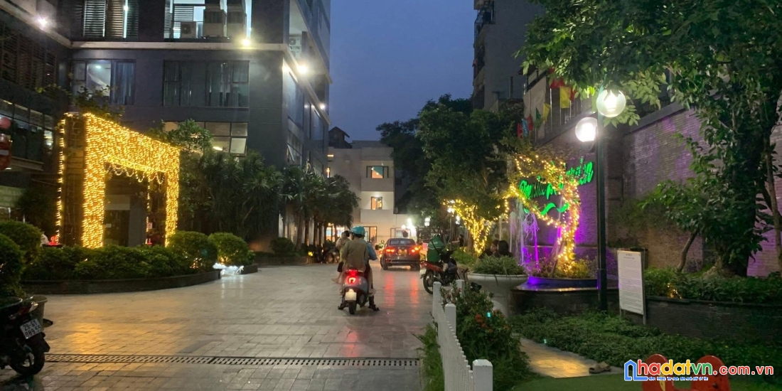 Bán căn hộ 3 ngủ 2 wc toà riverside garden vũ tông phan, thanh xuân, 126m2, 9.35 tỷ