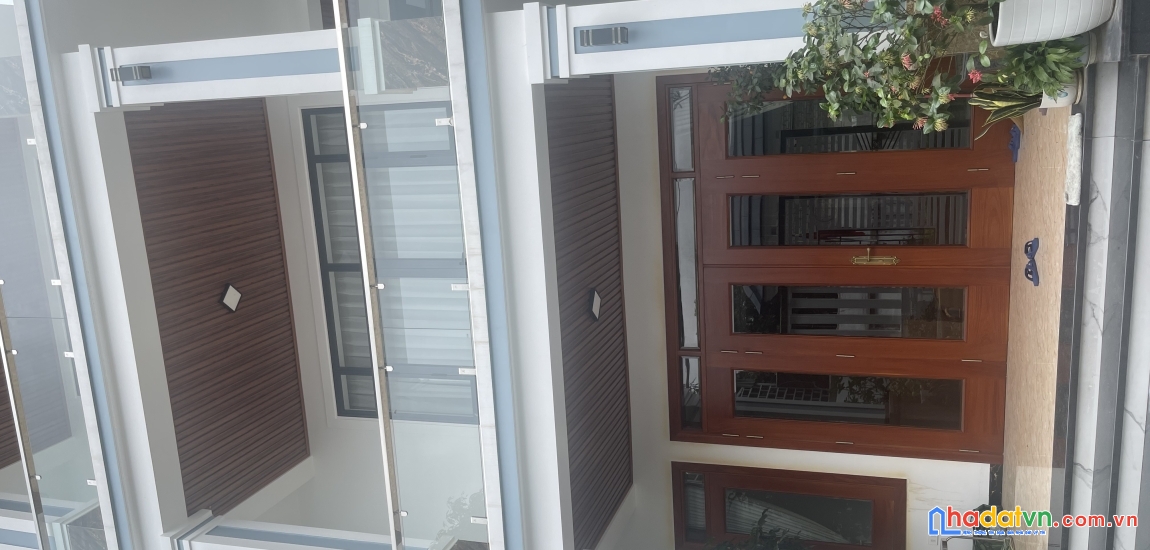 Biệt thự 315 m2 diện tích 142 m2