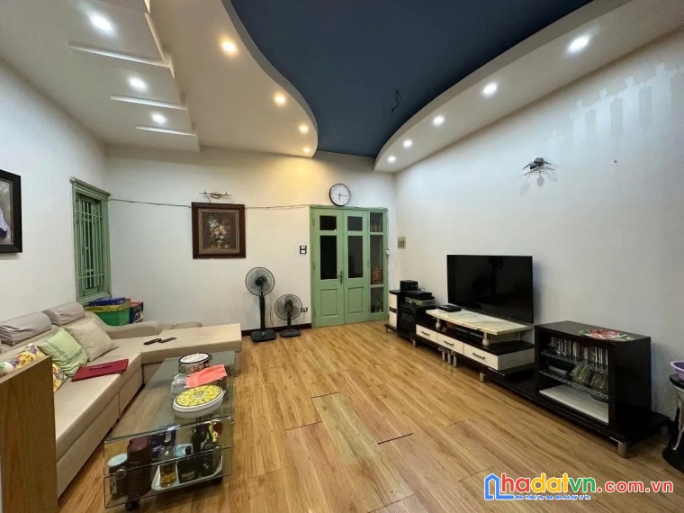 Bán biệt thự 255m2 linh đàm, mặt tiền 14m, giá 60 tỷ