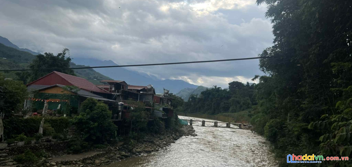 Bán nhà riêng mặt đường 6x22m ở tả van, sapa, lào cai