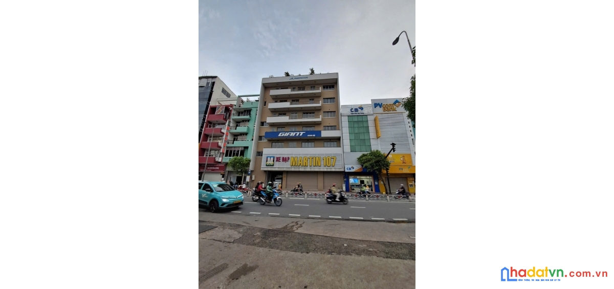 Chính chủ cho thuê căn 11 - mt tân cảng,  dt : 4.5 ×24 m , 4 tầng giá 45 triệu
