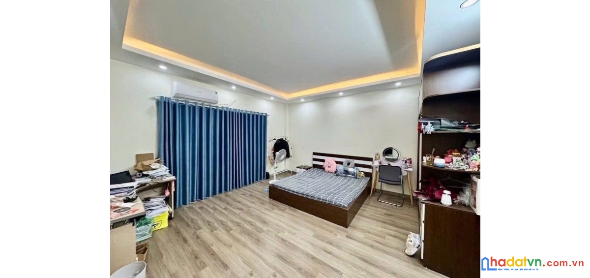 Bán nhà phố yên lạc, hai bà trưng 43m, 5 tầng. giá: 10.8 tỷ