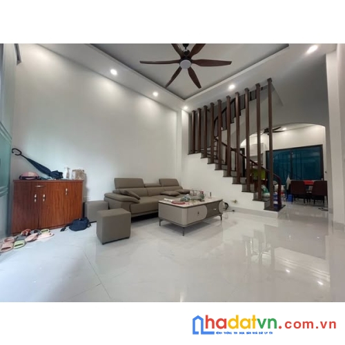Bán nhà phố nguyễn đức cảnh, hoàng mai 41m, 4 tầng. giá: 9.3 tỷ. lh: 0937158386