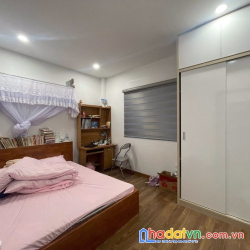 Bán nhà phố nguyễn đức cảnh, hoàng mai 41m, 4 tầng. giá: 9.3 tỷ. lh: 0937158386