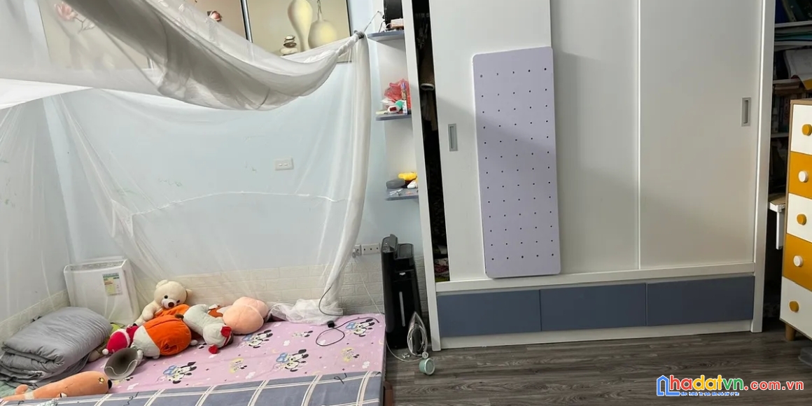 Bán nhà 4 tầng bằng b, hoàng mai, 40m2, mặt tiền 5m, giá 5.98 tỷ