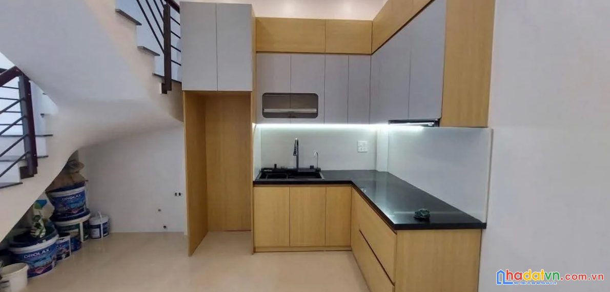 Bán nhà 40m2 ngọc hồi, mặt tiền 4m, ô tô tránh đỗ, giá 9.2 tỷ