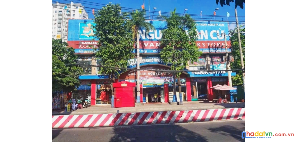 Mặt bằng kinh doanh 30x50 sàn hơn 2000m² 516 huỳnh tấn phát q7