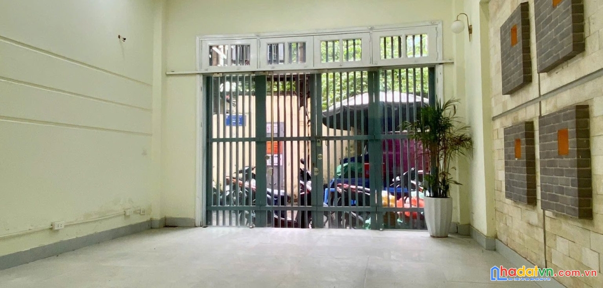 Nhà nguyễn chánh - phân lô oto tránh - kinh doanh đỉnh