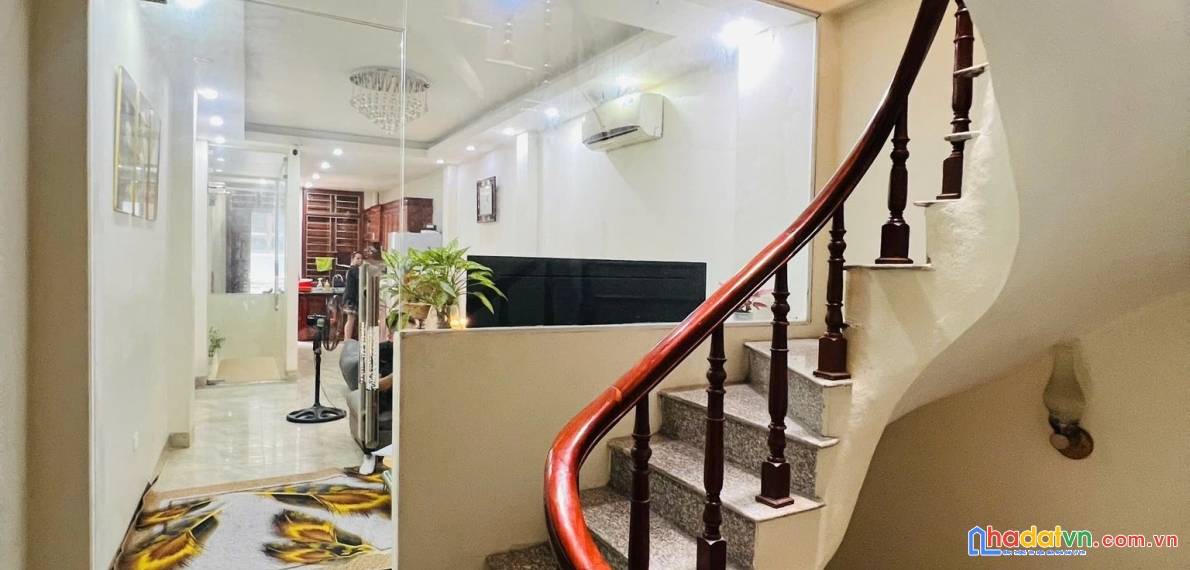 Nhà phố hoàng ngân - oto qua nhà- kinh doanh - phân khúc cực hiếm