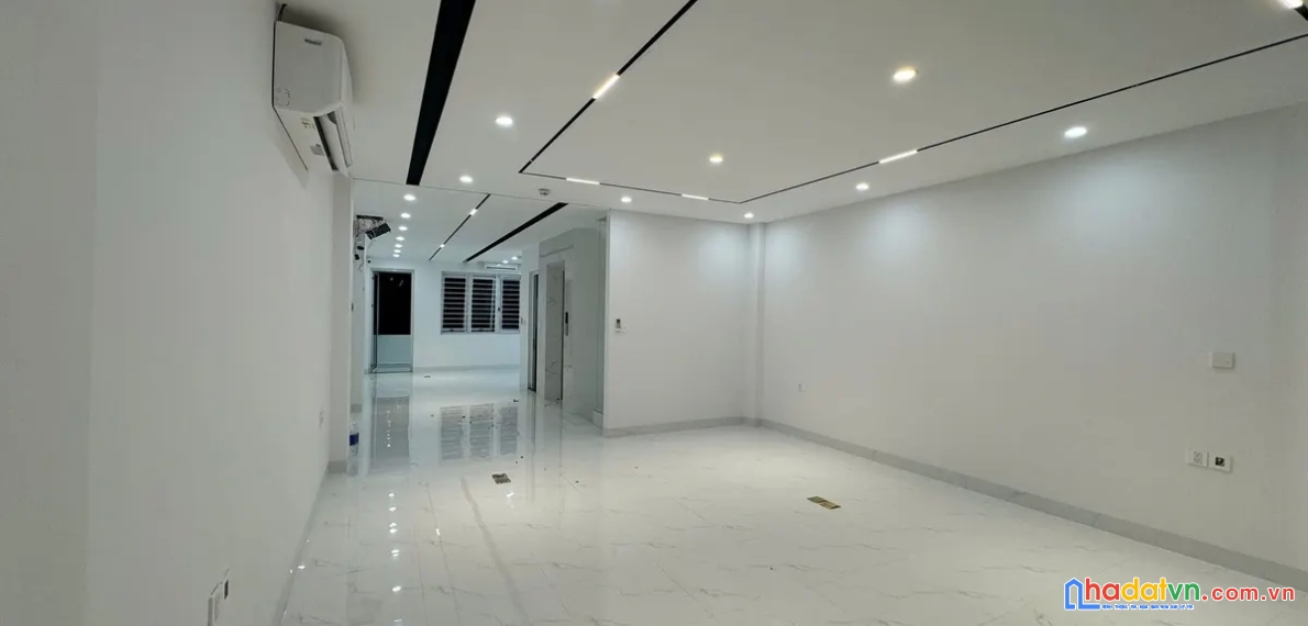 Bán nhà văn khê. hà đông. 6 tầng thang máy. ô tô. vỉa hè. dt 82m2. mt 5m. giá 21,5 tỷ.