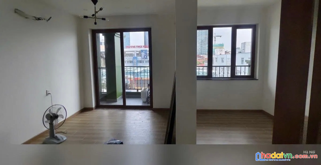 Bán nhà mặt phố nguyễn công hoan. ba đình. thang máy. lô góc. ô tô. dt 72m2. giá 36,3 tỷ.