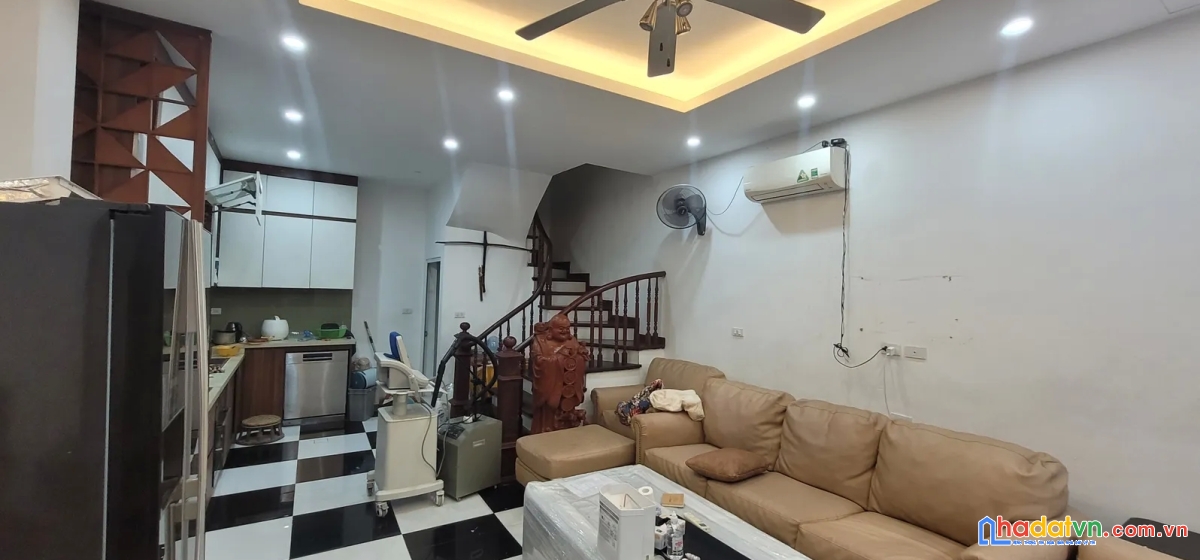 Bán nhà nhân hòa. thanh xuân. ô tô. dt 43m2. mt 4,8m. 5 tầng. giá 14,4 tỷ.