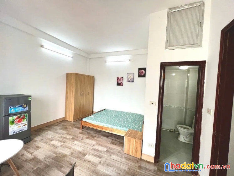 Bán nhà hồ tùng mậu. cầu giấy. 7 tầng thang máy. ô tô. dt 98m2. mt 6,8m. giá 15,7 tỷ. 