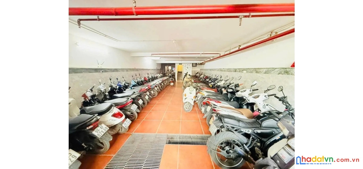 Bán nhà mặt phố trần vỹ. cầu giấy. thang máy. ô tô. vỉa hè. dt 136m2. mt 6,5m. giá 88,5 tỷ.