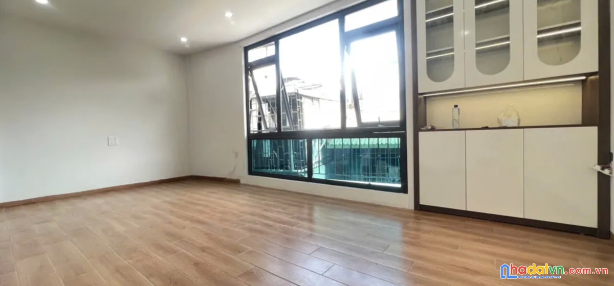 Bán nhà linh quang. đống đa. lô góc. 6 tầng thang máy. dt 45m2. mt 6m. giá 8,56 tỷ.