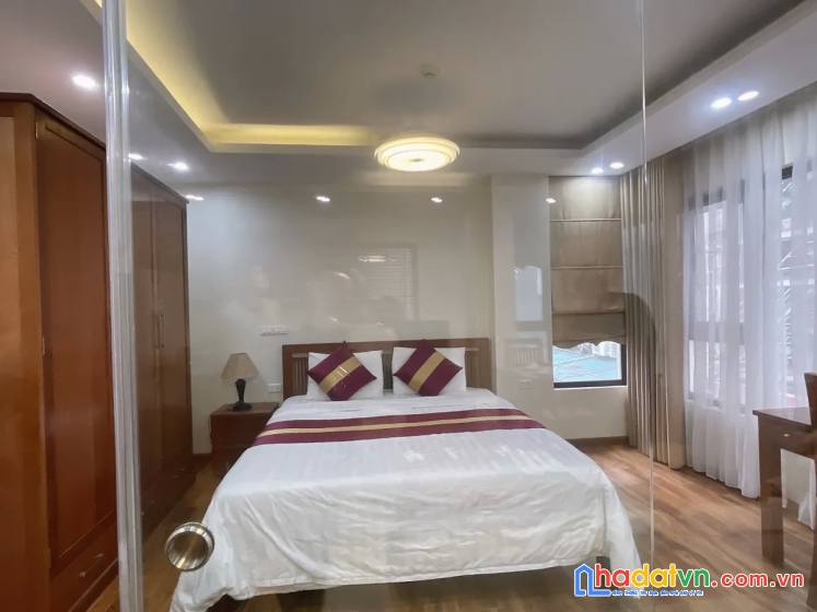Bán nhà trần thái tông. cầu giấy. 9 tầng thang máy. ô tô. dt 120m2. mt 7,8m. giá 48,5 tỷ. 