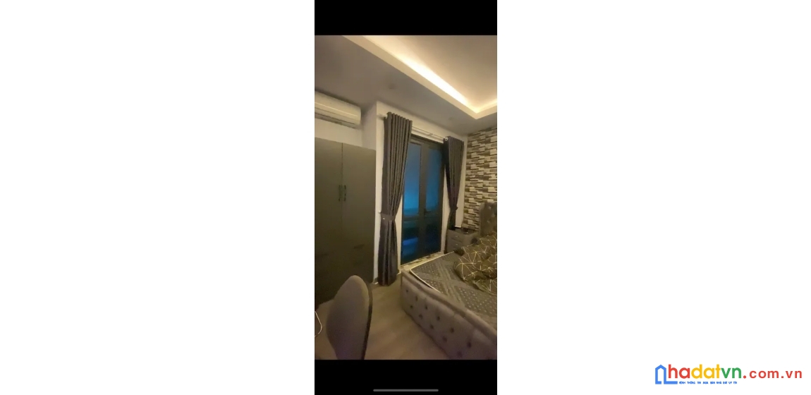 Bán nhà mặt phố đường 19 tháng 5. hà đông. ô tô. vỉa hè. dt 54m2. mt 4,6m. giá 18,4 tỷ.