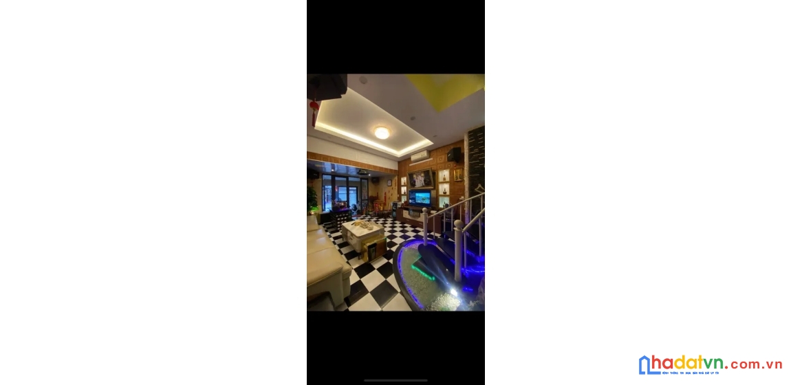 Bán nhà mặt phố đường 19 tháng 5. hà đông. ô tô. vỉa hè. dt 54m2. mt 4,6m. giá 18,4 tỷ.