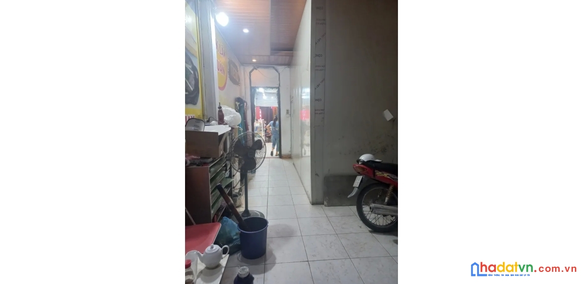 Bán nhà mặt phố triều khúc. thanh trì. ô tô. dt 115m2. mt 4,3m. 3 tầng. giá 23,9 tỷ.