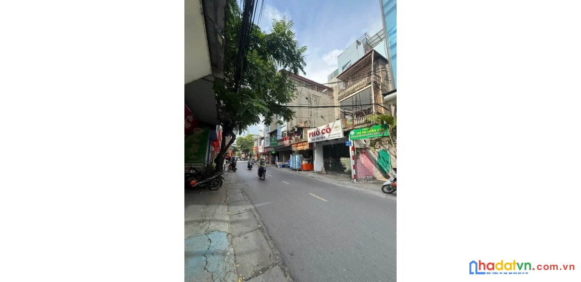 Bán nhà mặt phố phú diễn. cầu giấy. thang máy. ô tô. dt 178m2. mt 10m. giá 61,5 tỷ.