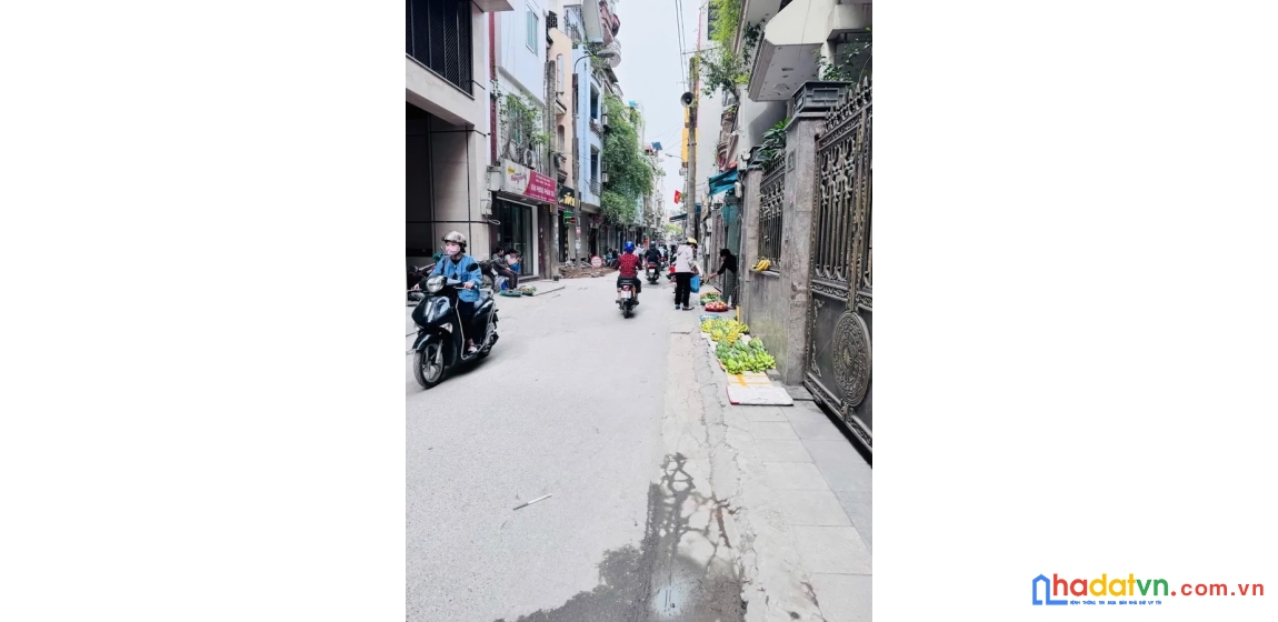 Bán nhà mặt phố đường 800a. cầu giấy. thang máy. ô tô. dt 217m2. mt 9,7m. giá 95,5 tỷ.