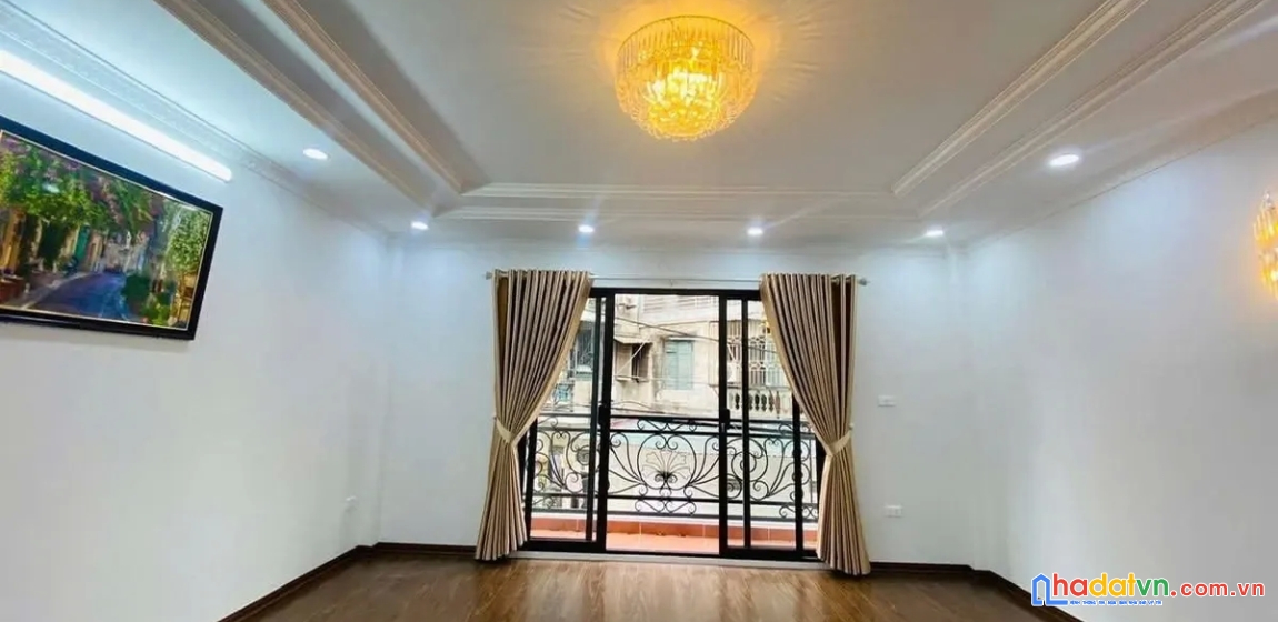 Bán nhà kim đồng. hoàng mai. 5 tầng thang máy. ô tô. dt 61m2. mt 5m. giá 21.4 tỷ. 