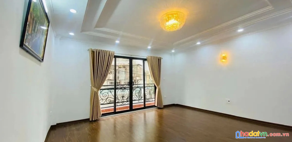 Bán nhà kim đồng. hoàng mai. 5 tầng thang máy. ô tô. dt 61m2. mt 5m. giá 21.4 tỷ. 